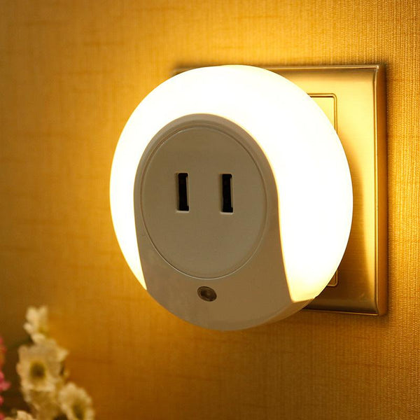 LED sensor night light with phone chargers